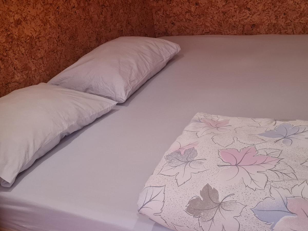 Appartement Центр, Євгена Коновальця, 3 à Lutsʼk Extérieur photo